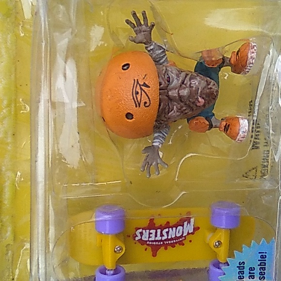 π¬ Universal Studios The MUMMY Monster Shredders Little Big Heads vintage - Picture 2 of 13